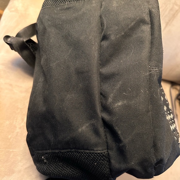 Tracker Backpack - Picture 9 of 10